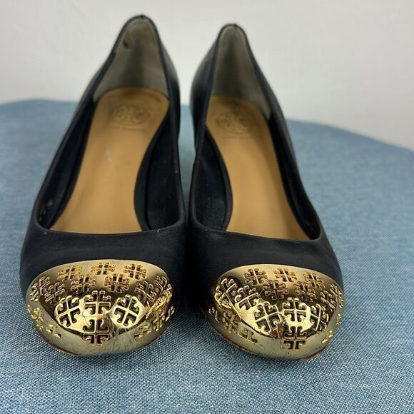 Tory Burch Gold And Navy Blue Leather Wedge Pumps Size 5 - Picture 3 of 10